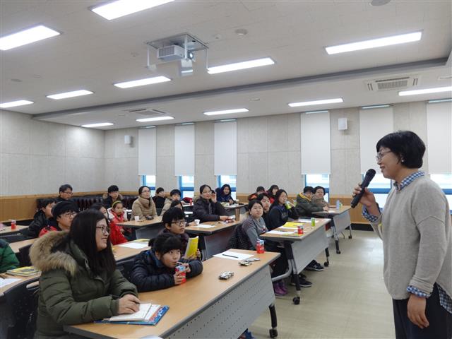 장덕도서관 저자와의 만남 