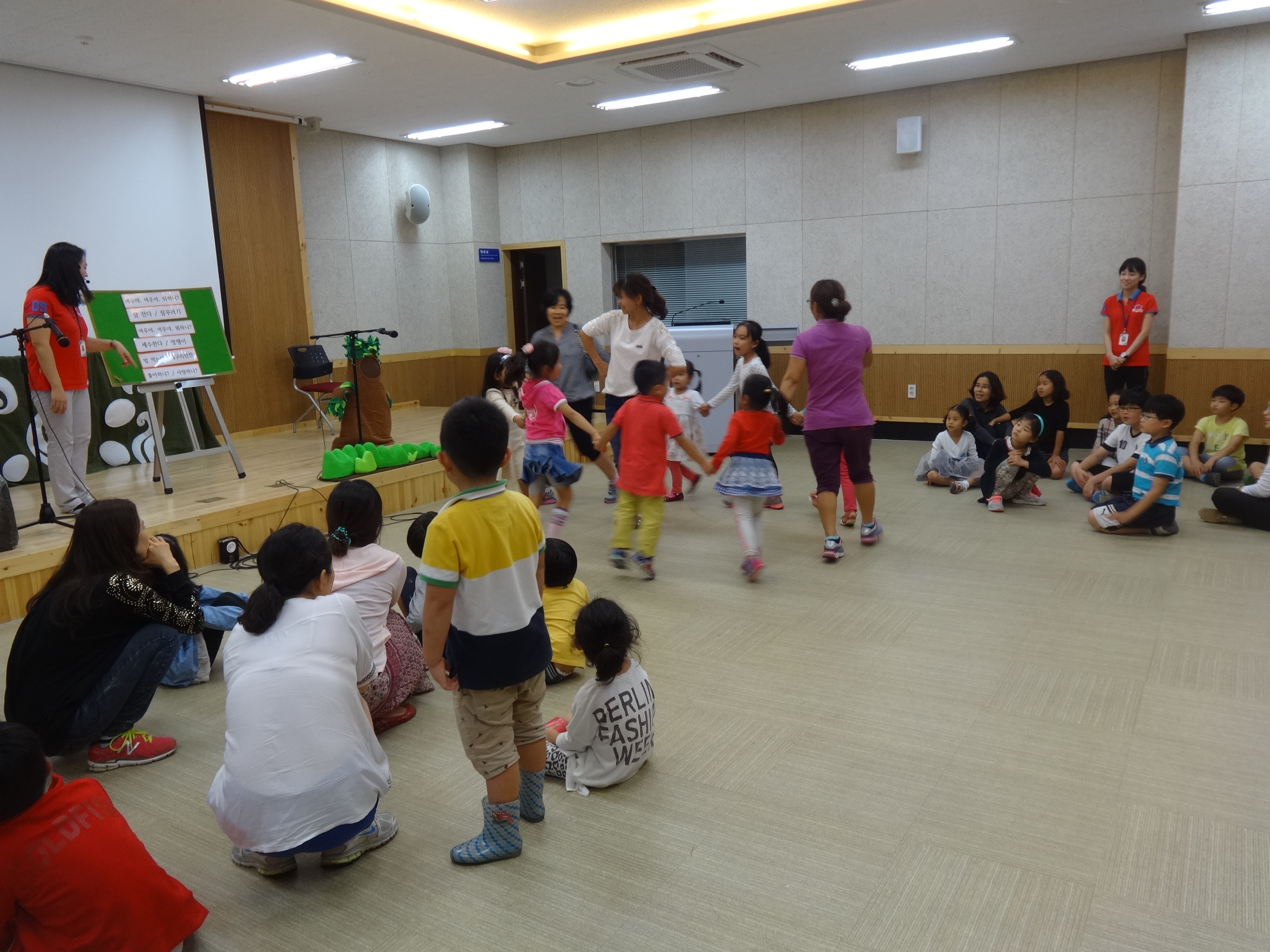인형극 공연 사진입니다. 첨부이미지 : DSC01665.JPG 