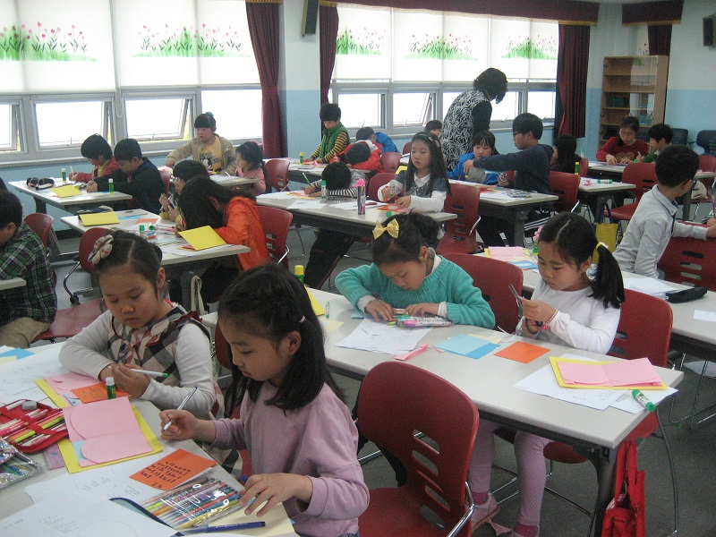 [도서관주간행사] 나만의 동시집 폴더북 만들기