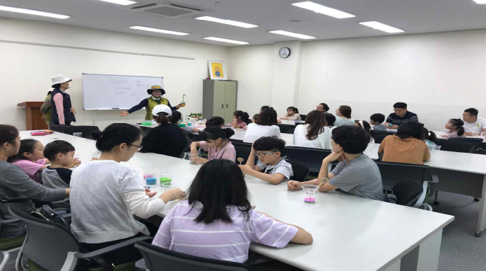 2019년 9월 신가도서관 독서의달 첨부이미지 : 숲체험.PNG 