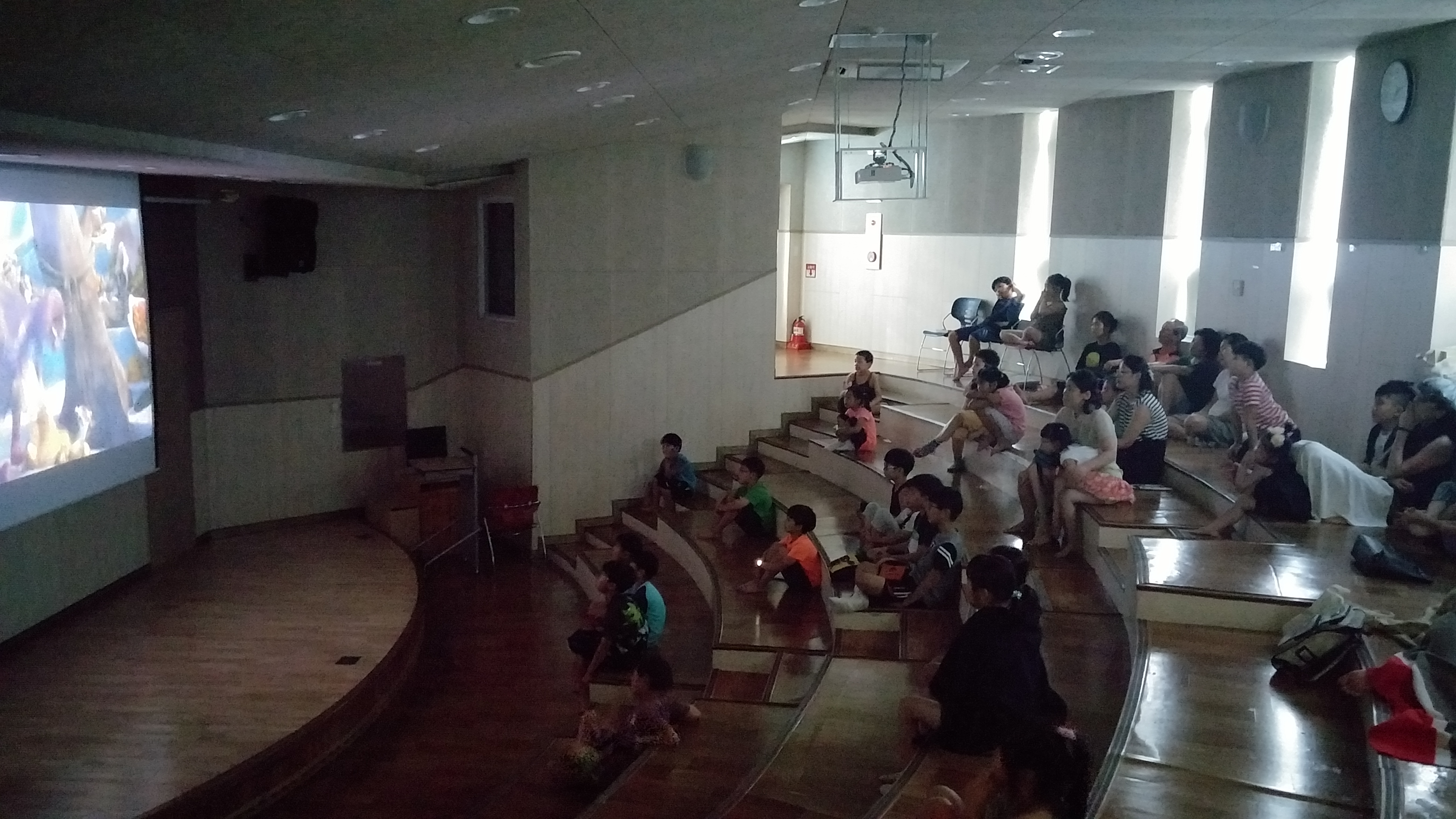 0823_8월의 시네마 첨부이미지 : 0823_8월의시네마2.jpg 