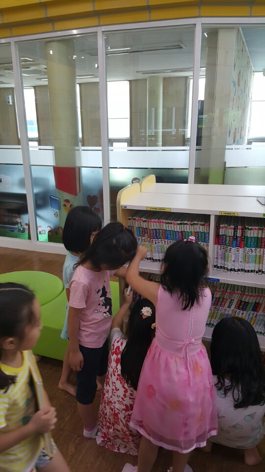 6.23 은송어린이집 견학 첨부이미지 : 6.23 은송어린이집 7.jpg 