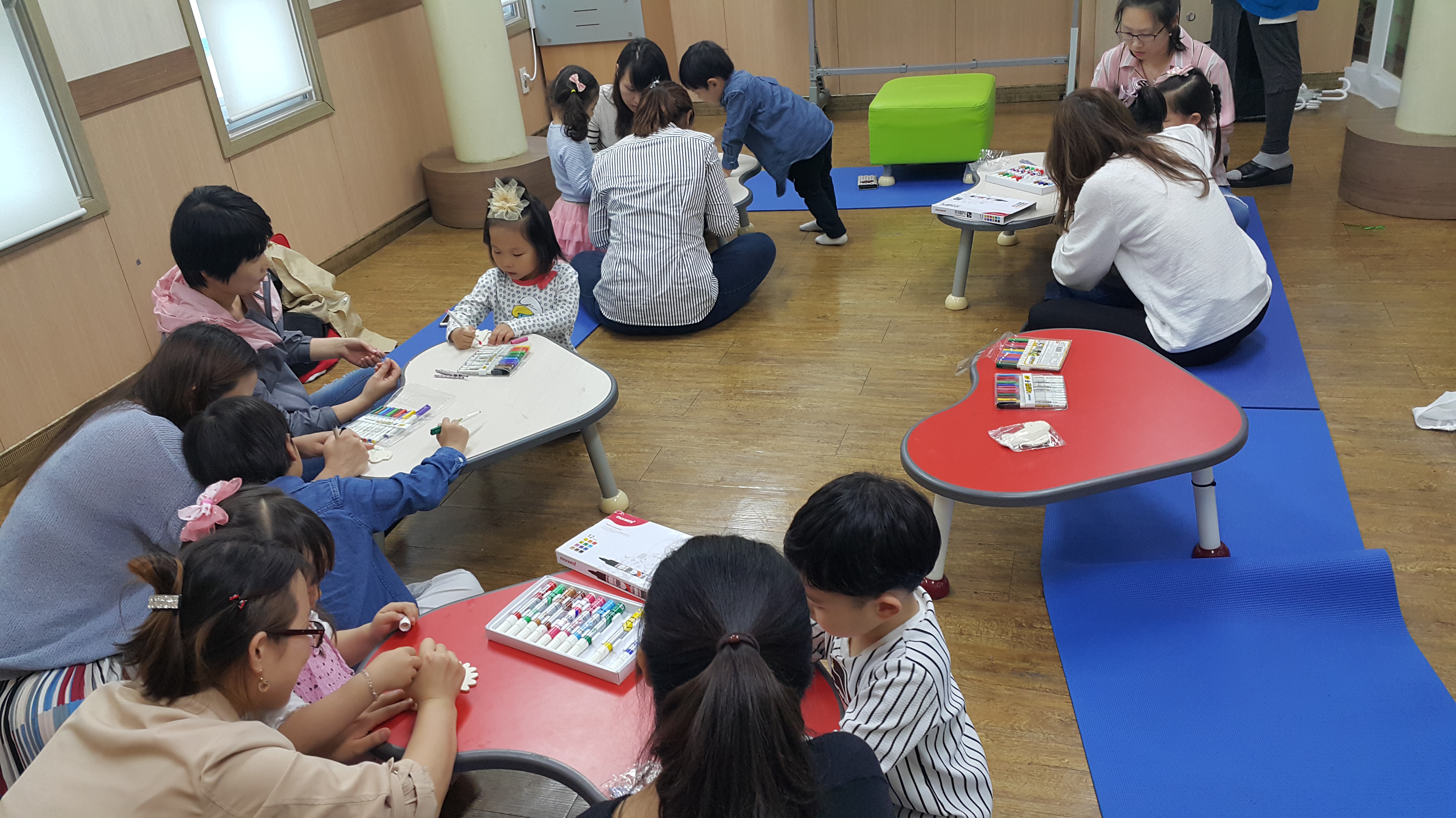 170427 엄마랑그림책놀이터