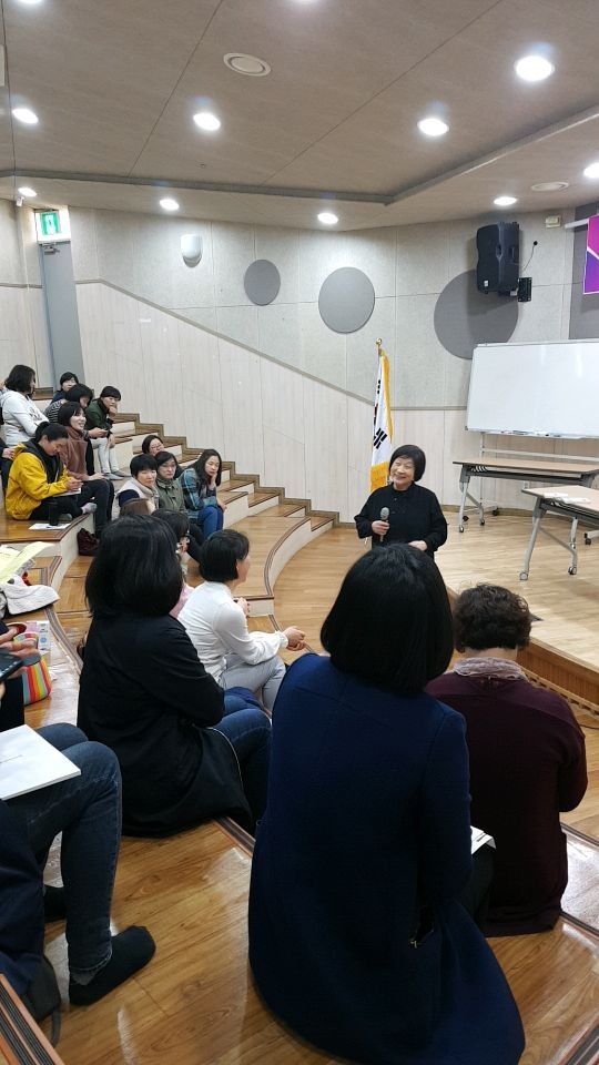 2017 북스타트 1차 부모교육 (박문희) 첨부이미지 : 1490162679328.jpg 
