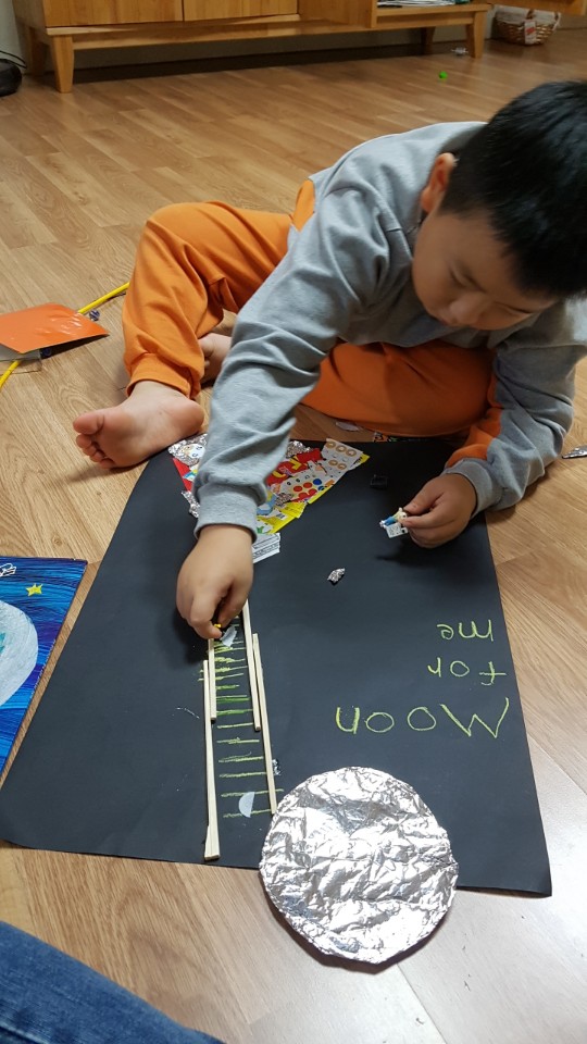 깨배할목( papa, please get the moon for me) 두번째시간 첨부이미지 : papa 3.jpg 